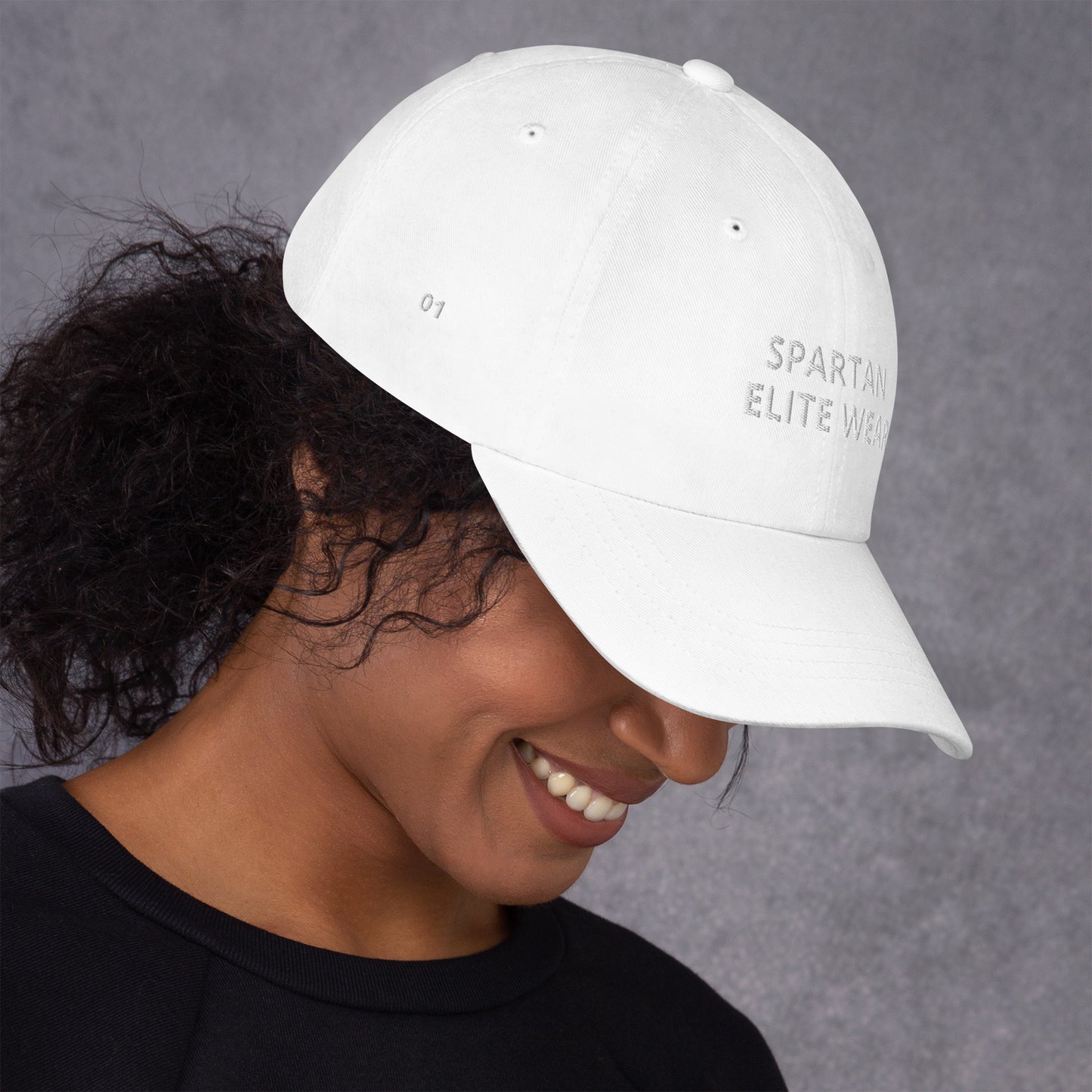 Casquette HELION - Casquette SEW Brodée Édition Limitée, symbole de l'élite Spartan, série ultra-limitée de 50 pièces.